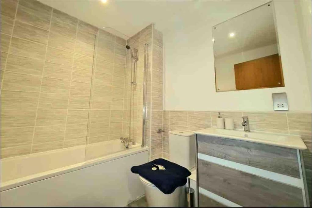 2bed Salford Mcr * Manchester