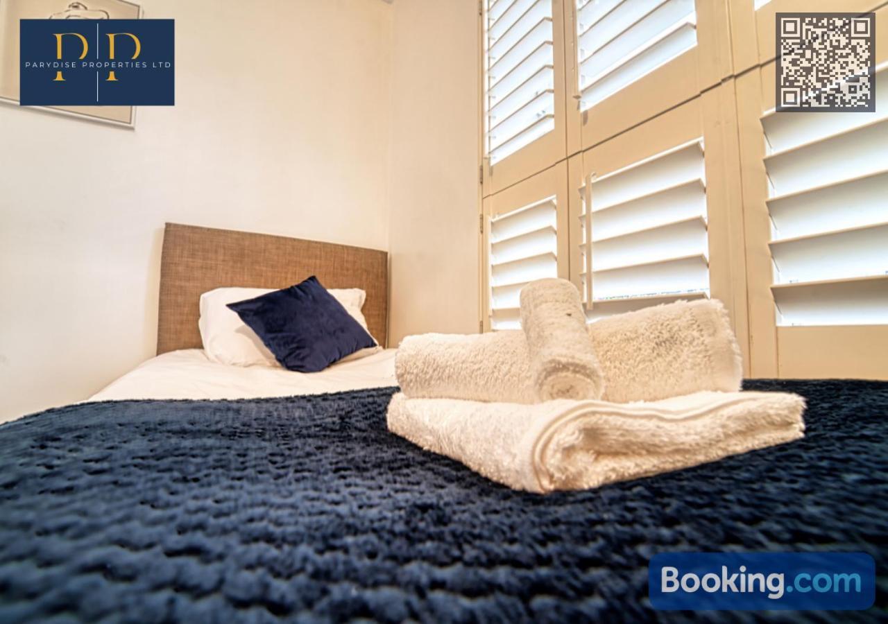 The Horizon Hideout -business Stays Or Leisure, Airport Staff, Ideal For Relocators - Apartment