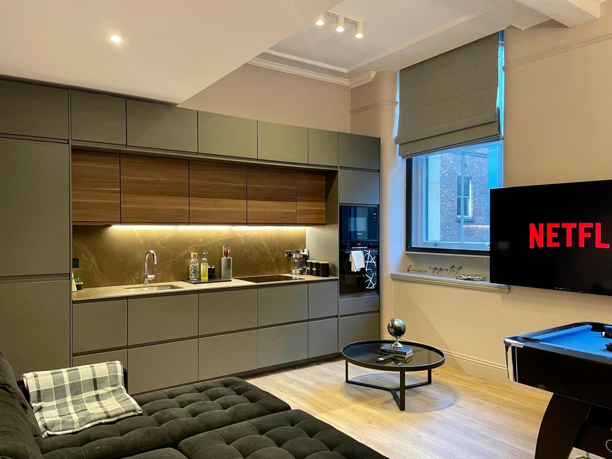 Stunning 2 Bed In Greater Manchester