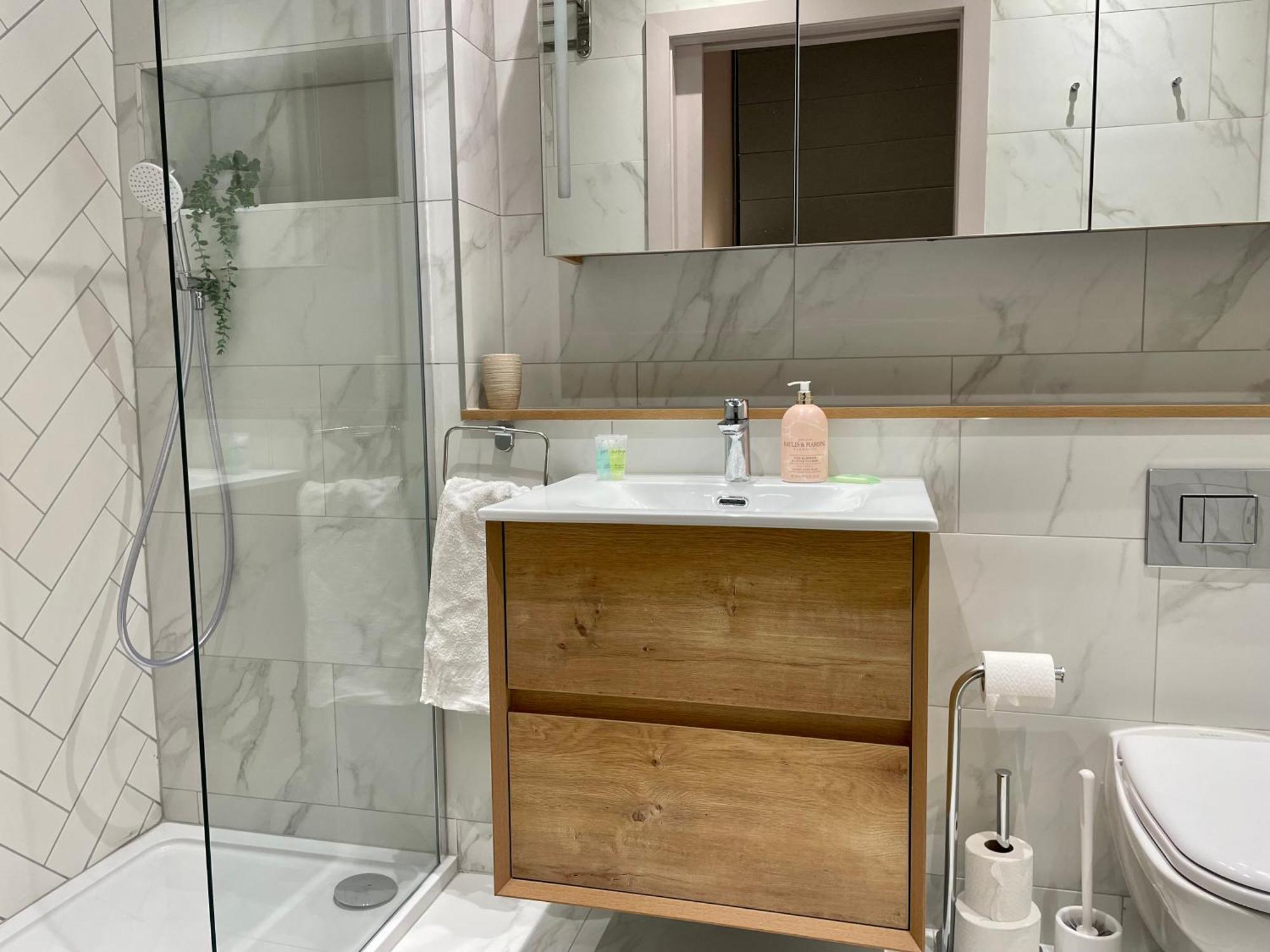 Stunning 2 Bed In Greater