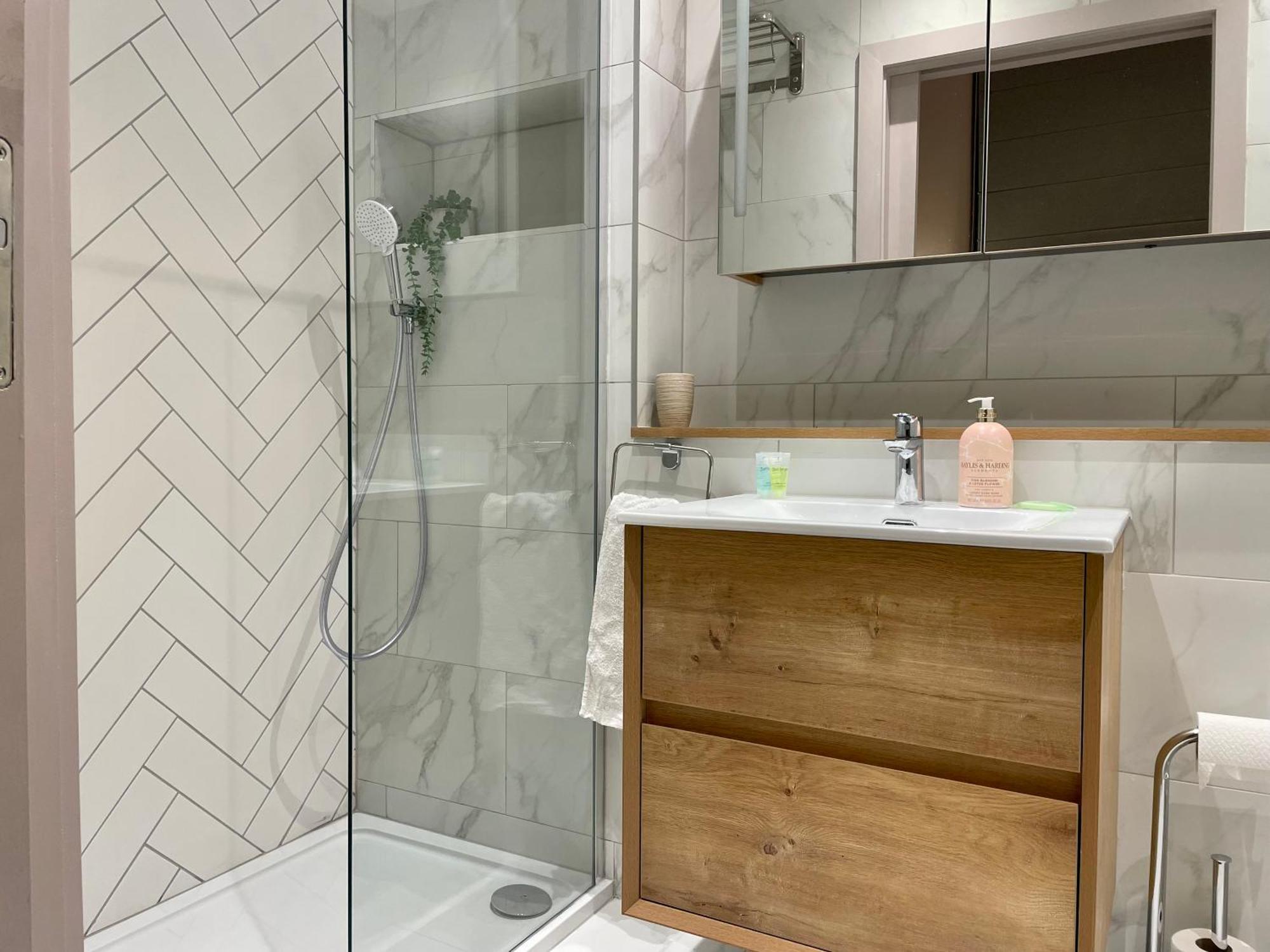 Stunning 2 Bed In Greater * Manchester