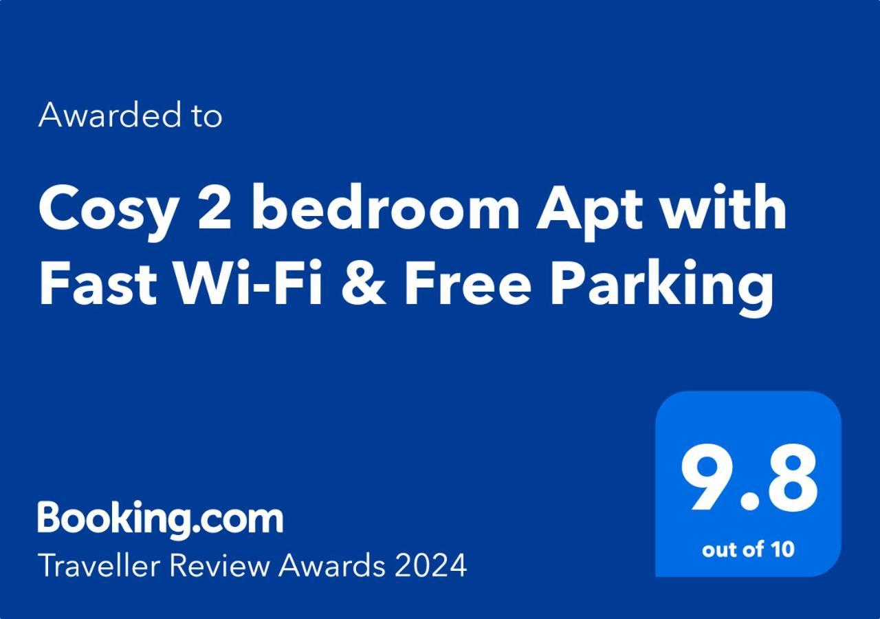 Apartment Luxury 2 Bed With Free Wi-fi & Parking *