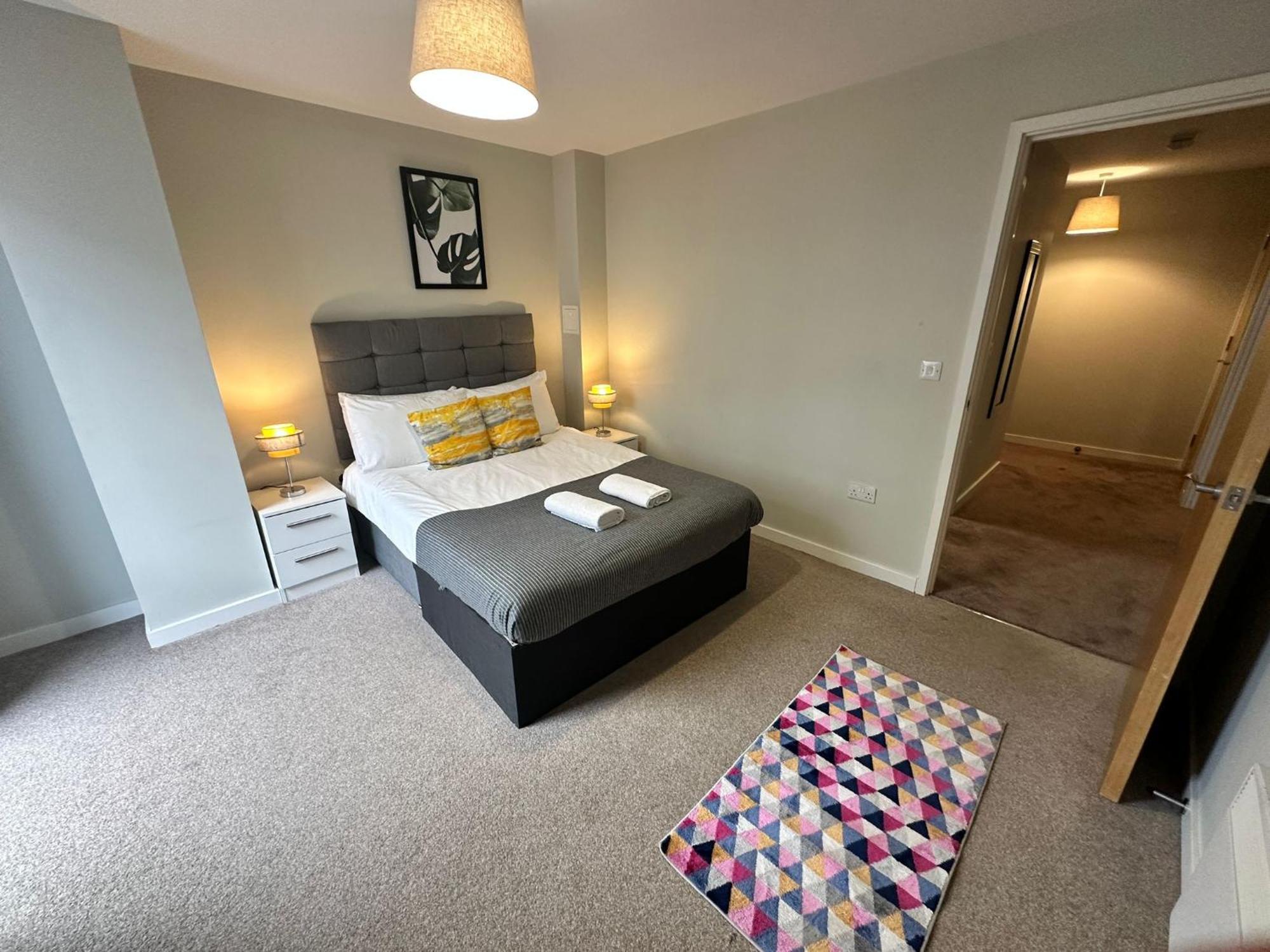 Adelphi Wharf By Beehosting Manchester