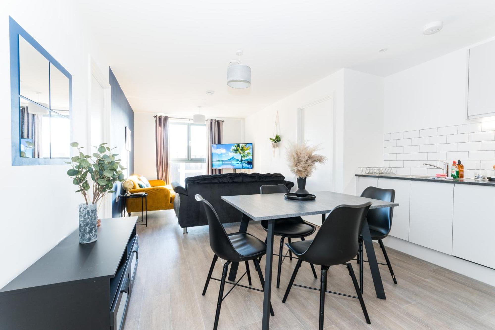 Apartment Morden 2 Bed - Old Trafford