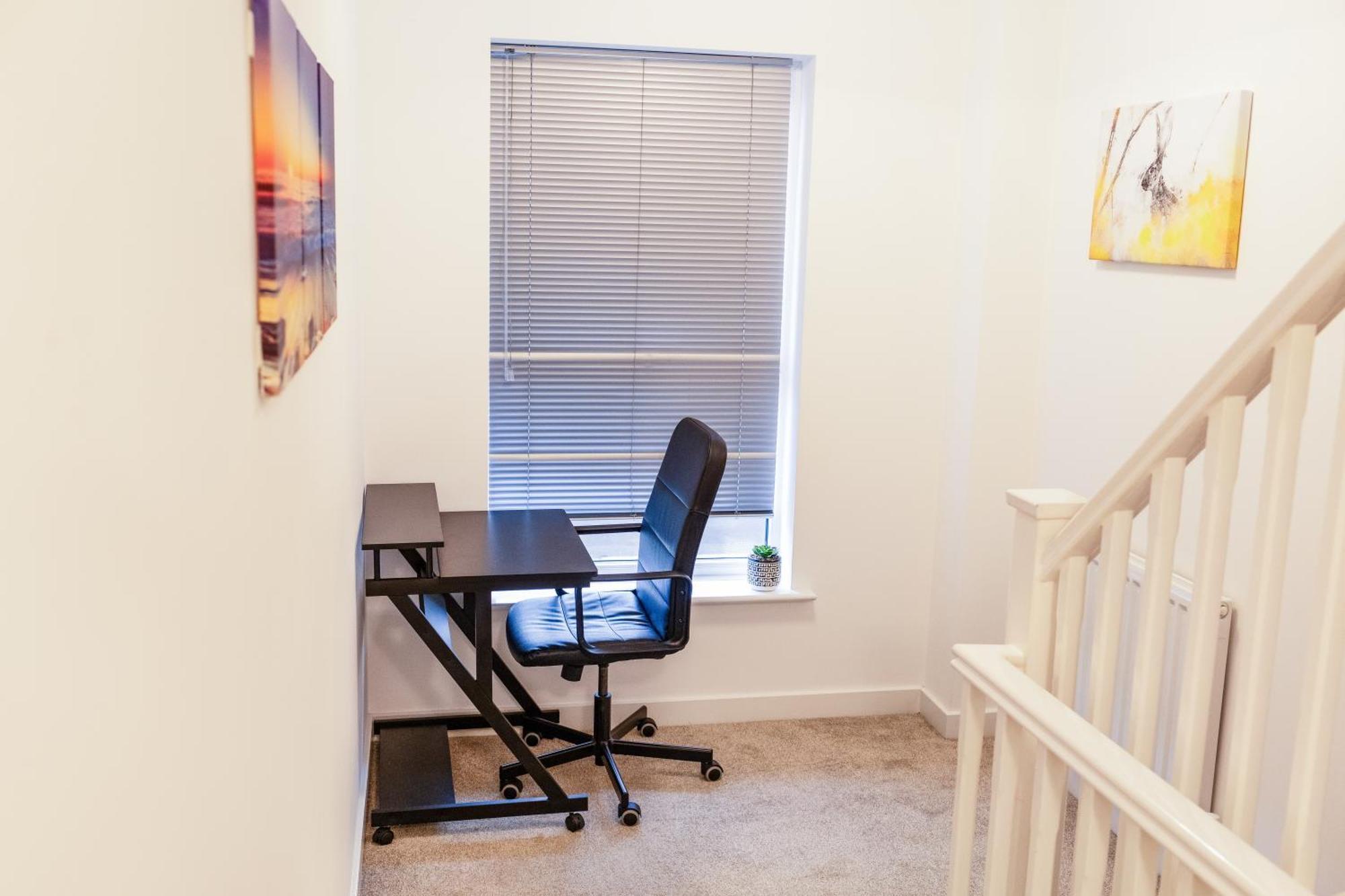 Beautifully Fab 3 Bedroom 4 Beds New 8 Guests Stretford Trafford * Manchester