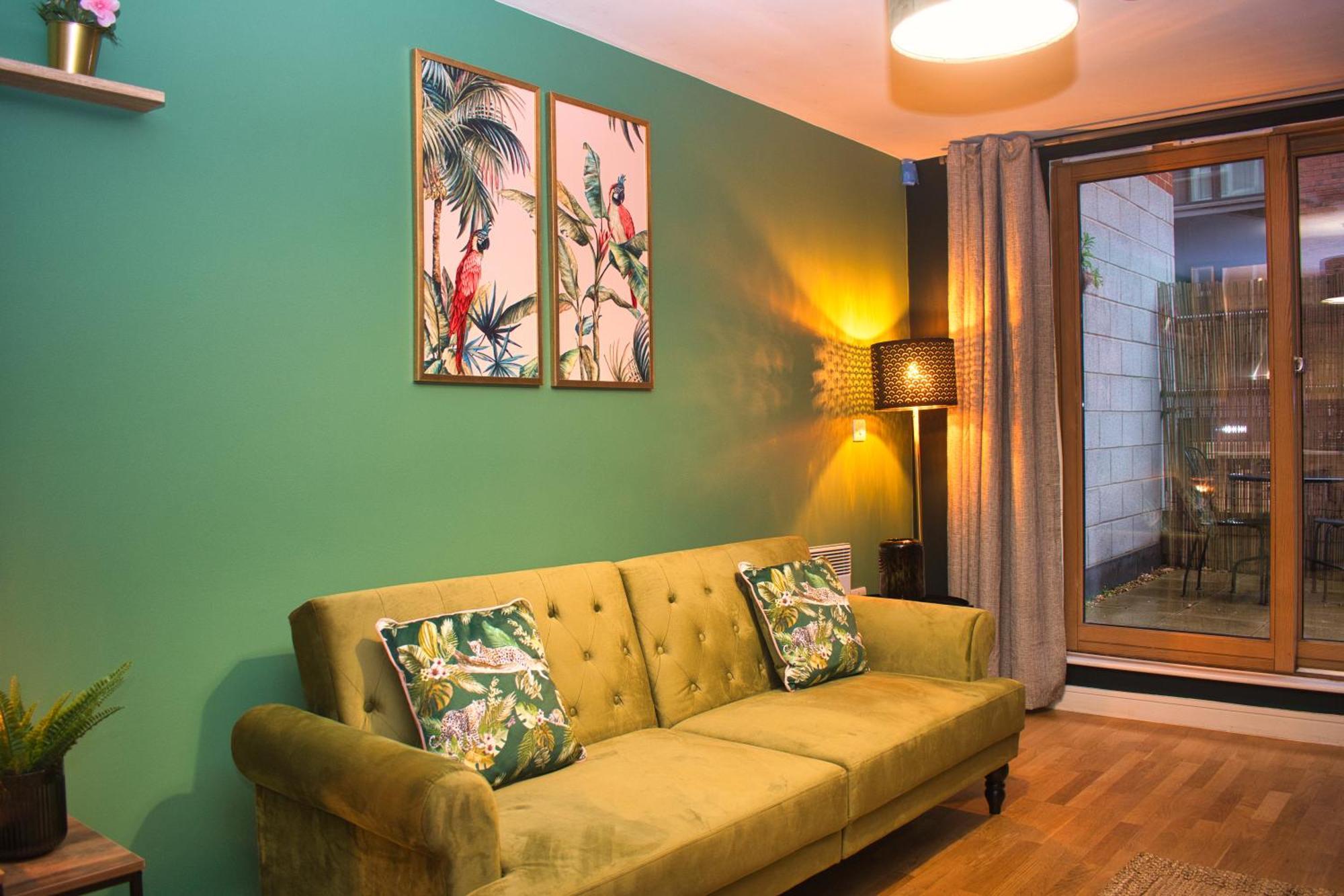 Spacious City Centre Apt - Free Parking - Ao Arena Manchester