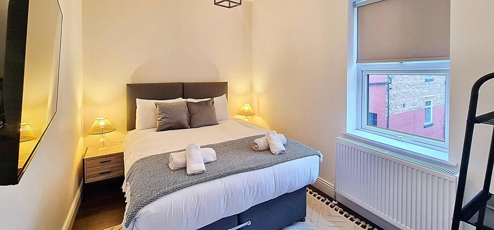 Stunning Luxury Spacious - 5 Bedrooms - Rest & Recharge In Holiday home Manchester