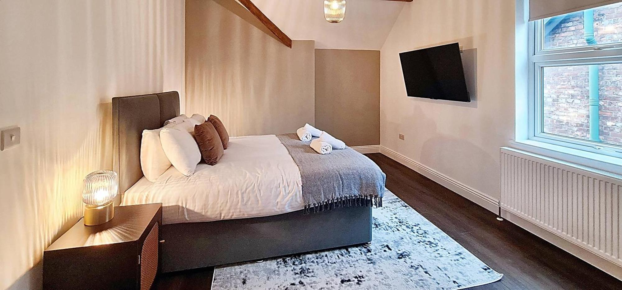 Stunning Luxury Spacious - 5 Bedrooms - Rest & Recharge In Holiday home *