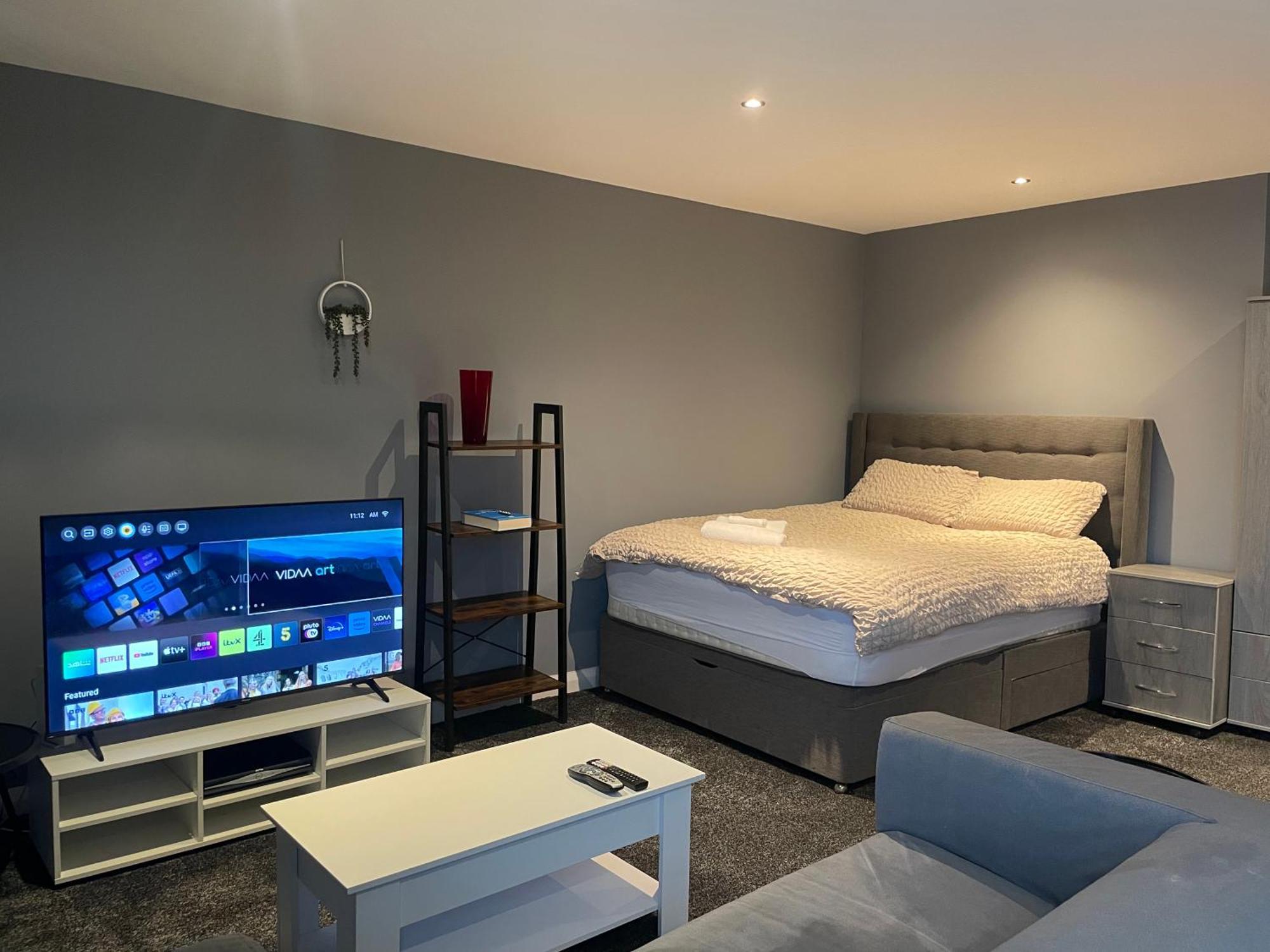 Old Trafford Cityview En-suite Apt Apartment Manchester