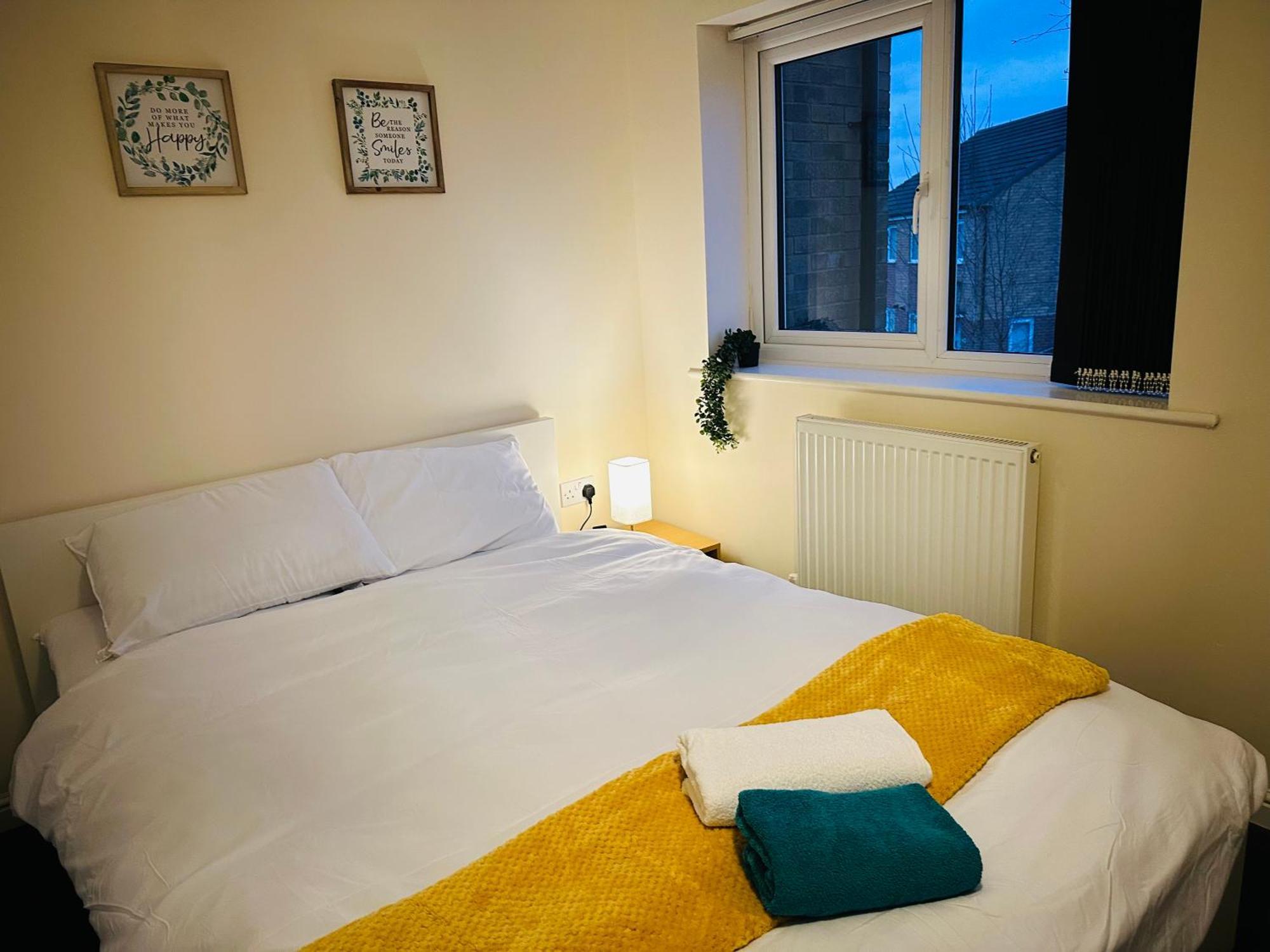 Cozy Stylish House Near Piccadilly Station, Etihad Stadium With Parking, Garden And 900mb Wifi Holiday home Manchester