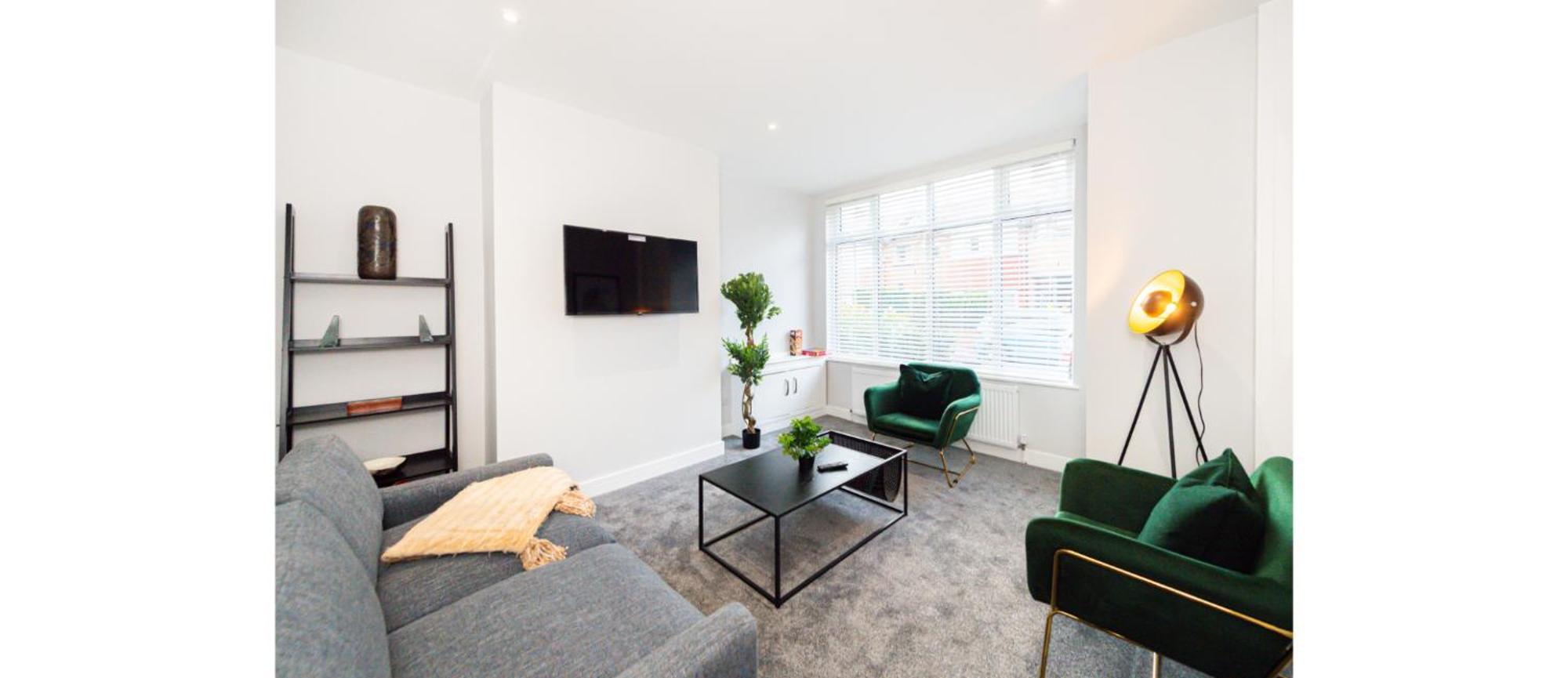 Apartment Hassle-free & Handsome Brand-new 3-bed Manchester