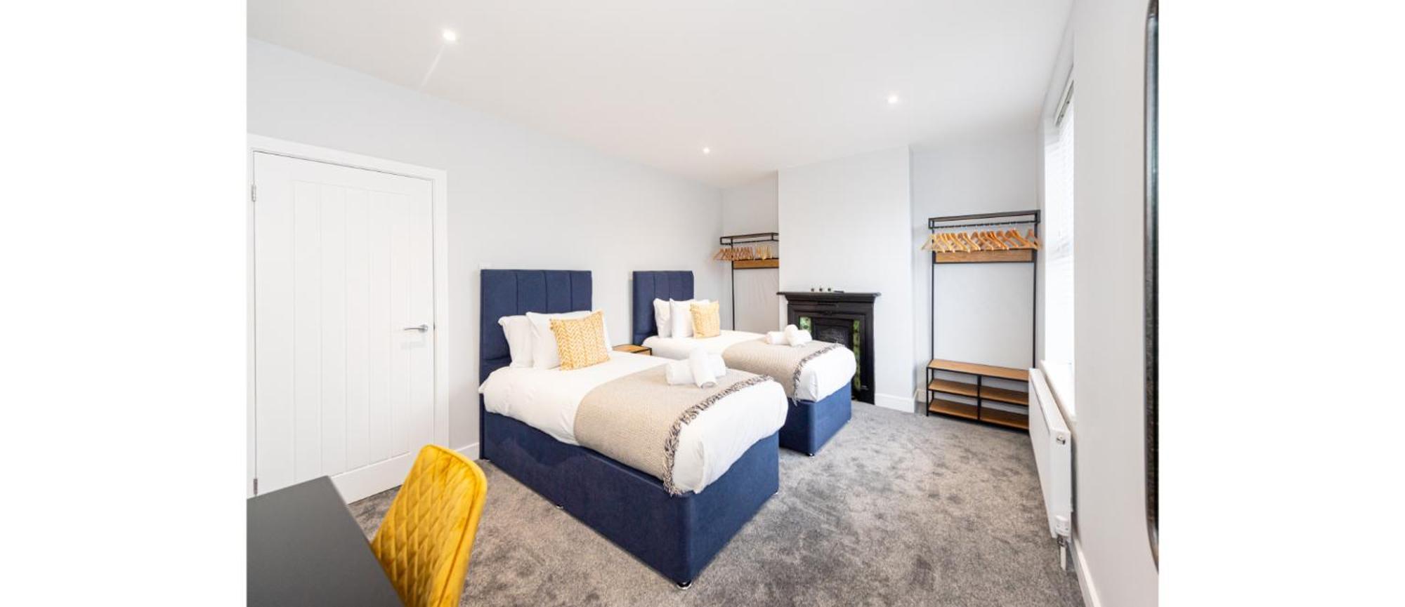 Hassle-free & Handsome Brand-new 3-bed Apartment Manchester