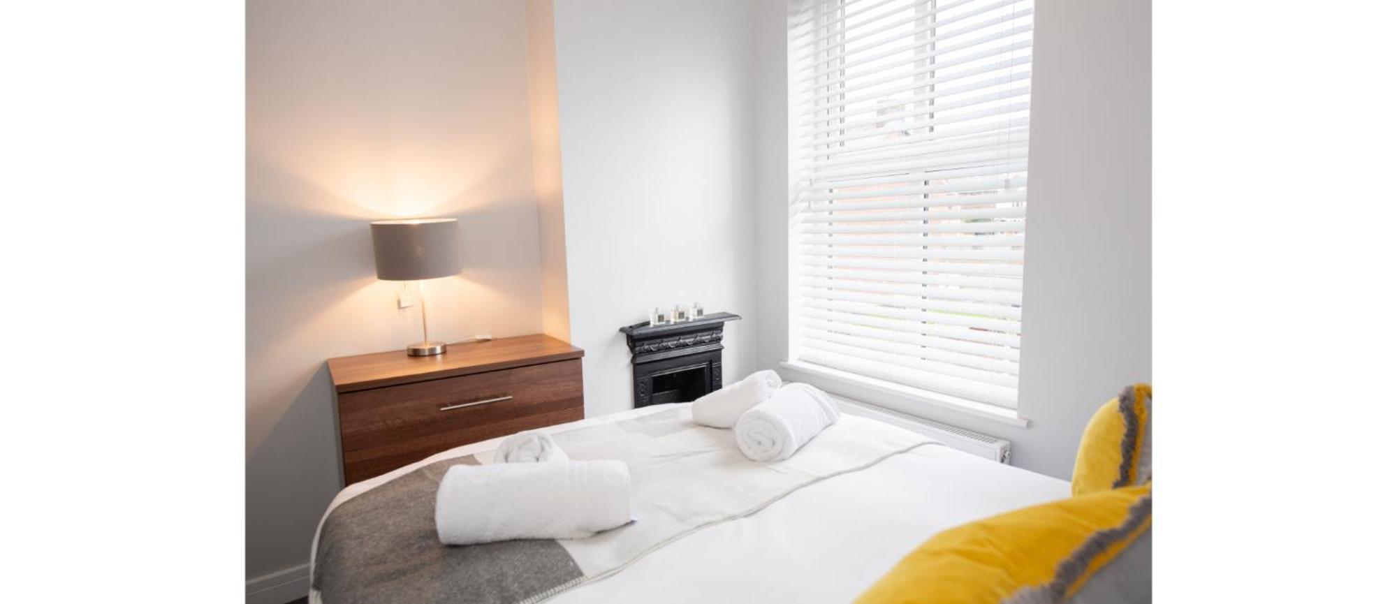 Hassle-free & Handsome Brand-new 3-bed Apartment Manchester