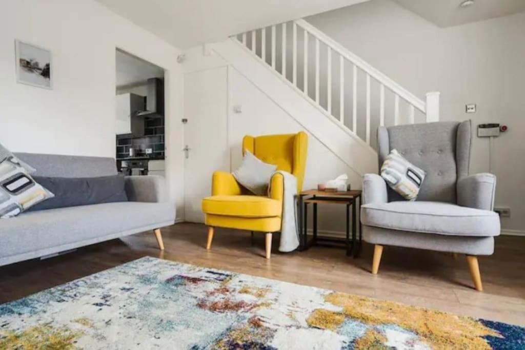 Newly Renovated House Near Trafford Centre Holiday home *