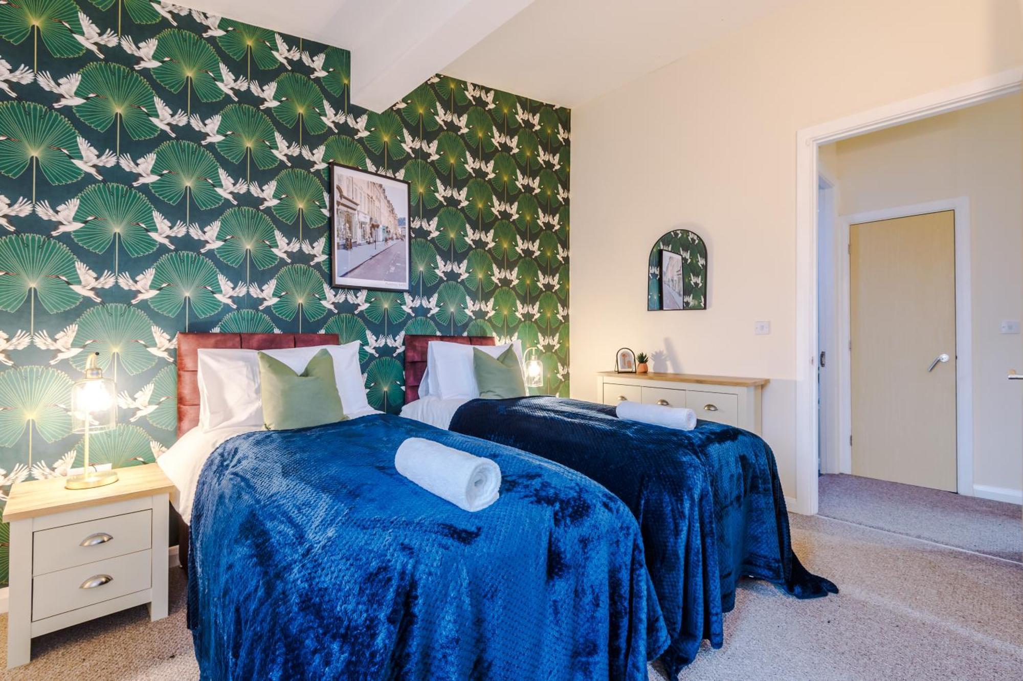Holiday home Beautiful House Near Etihad With Free Wifi & Parking- Sleeps 6 By Purestay *