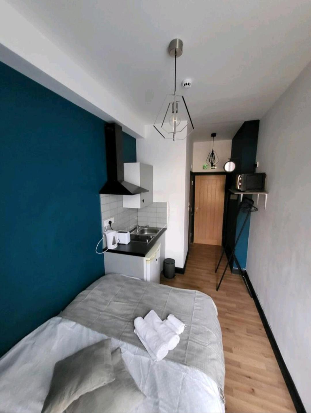 Double With Bathroom And Kitchenette *
