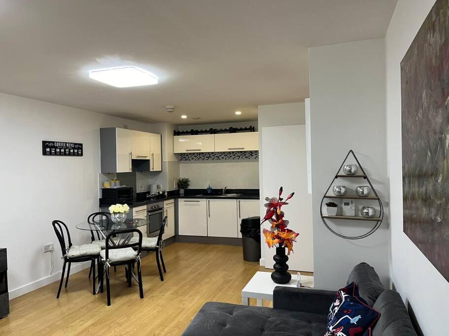 Cosy & Sweet, 1bd Spacious By Media City *