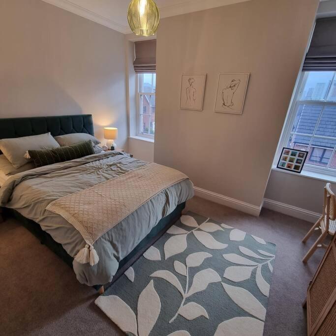 20 Min Walk From Centre Apartment