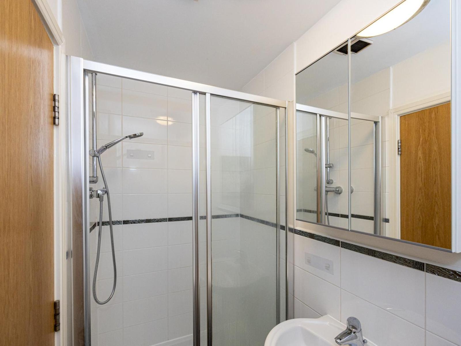Pass The Keys Free Parking And Walking Distance Etihad Coop Arena Apartment *