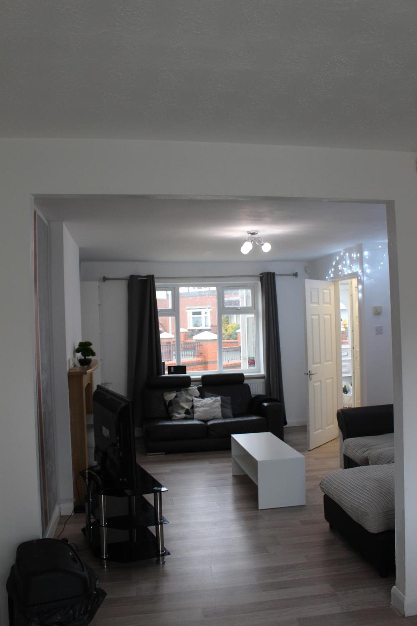 Appartement House Near Centre & Etihad, Free Parking & Garden