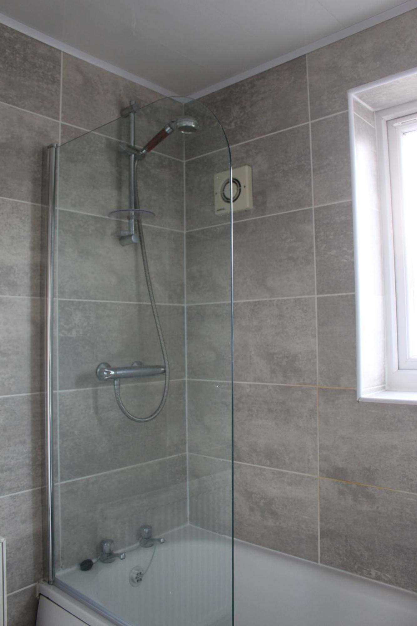 House Near Centre & Etihad, Free Parking & Garden Appartement *