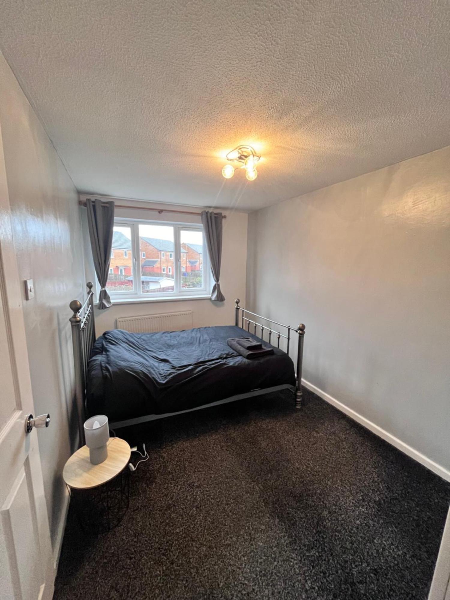House Near Centre & Etihad, Free Parking & Garden Appartement *