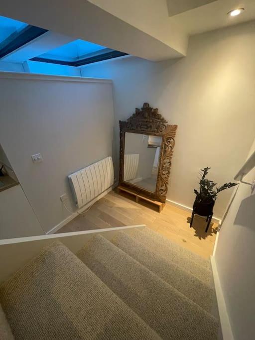 Chorlton Stylish & Roof Terrace Apartment Manchester