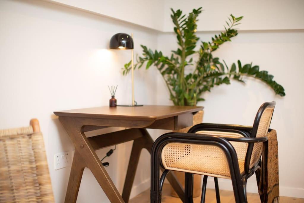 Chorlton Stylish & Roof Terrace Apartment Manchester