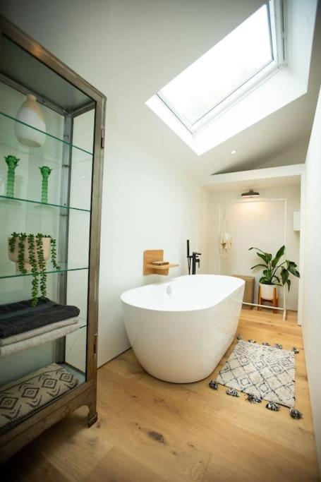 Chorlton Stylish & Roof Terrace * Manchester
