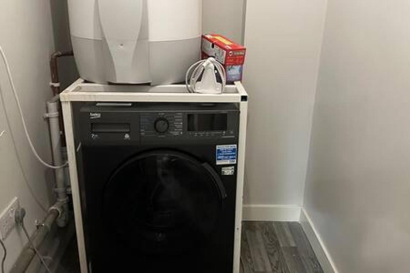 Apartment Large 1 Bed In Sleeps 2 Manchester