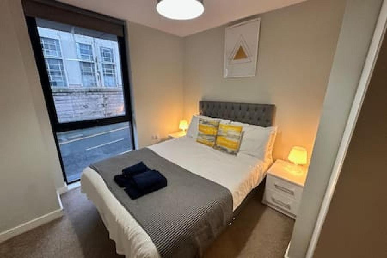 Airy 1 Bed Sleeps 2 * Manchester