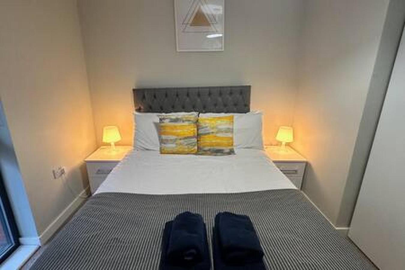 Apartment Airy 1 Bed Sleeps 2 Manchester