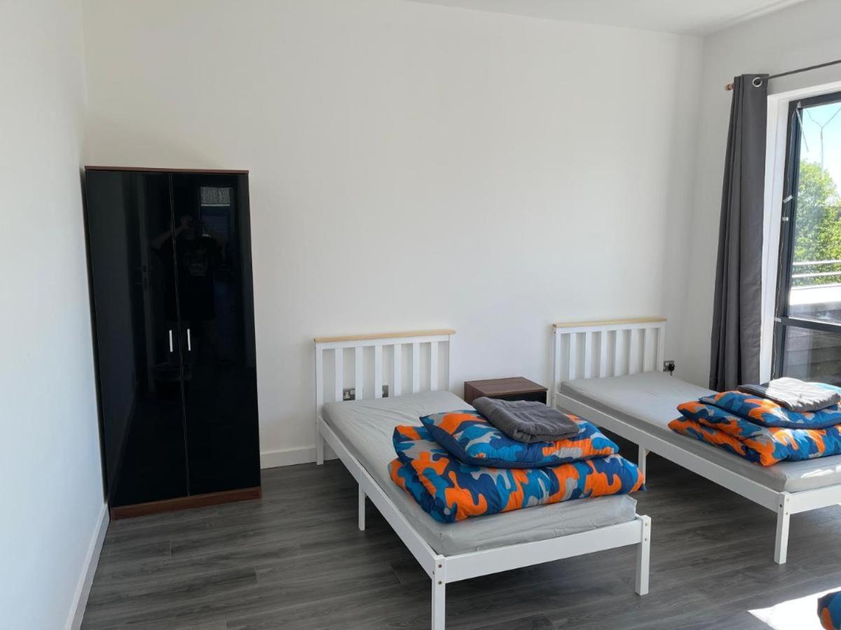 Apartment Morden In Centre *