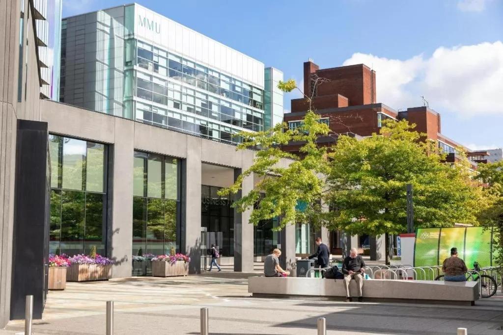 Apartment Morden In Centre Manchester