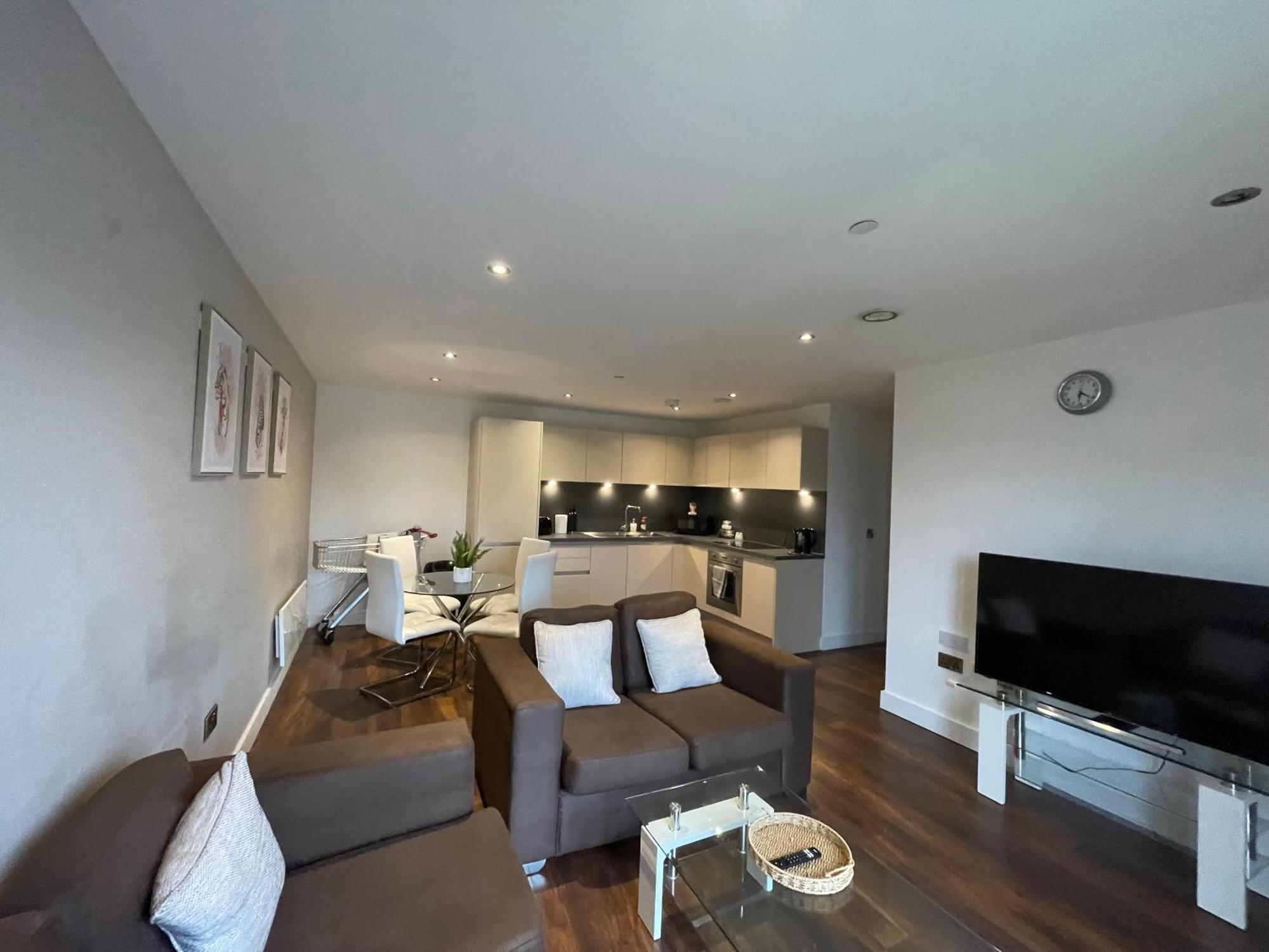 Apartment Salford Serviced