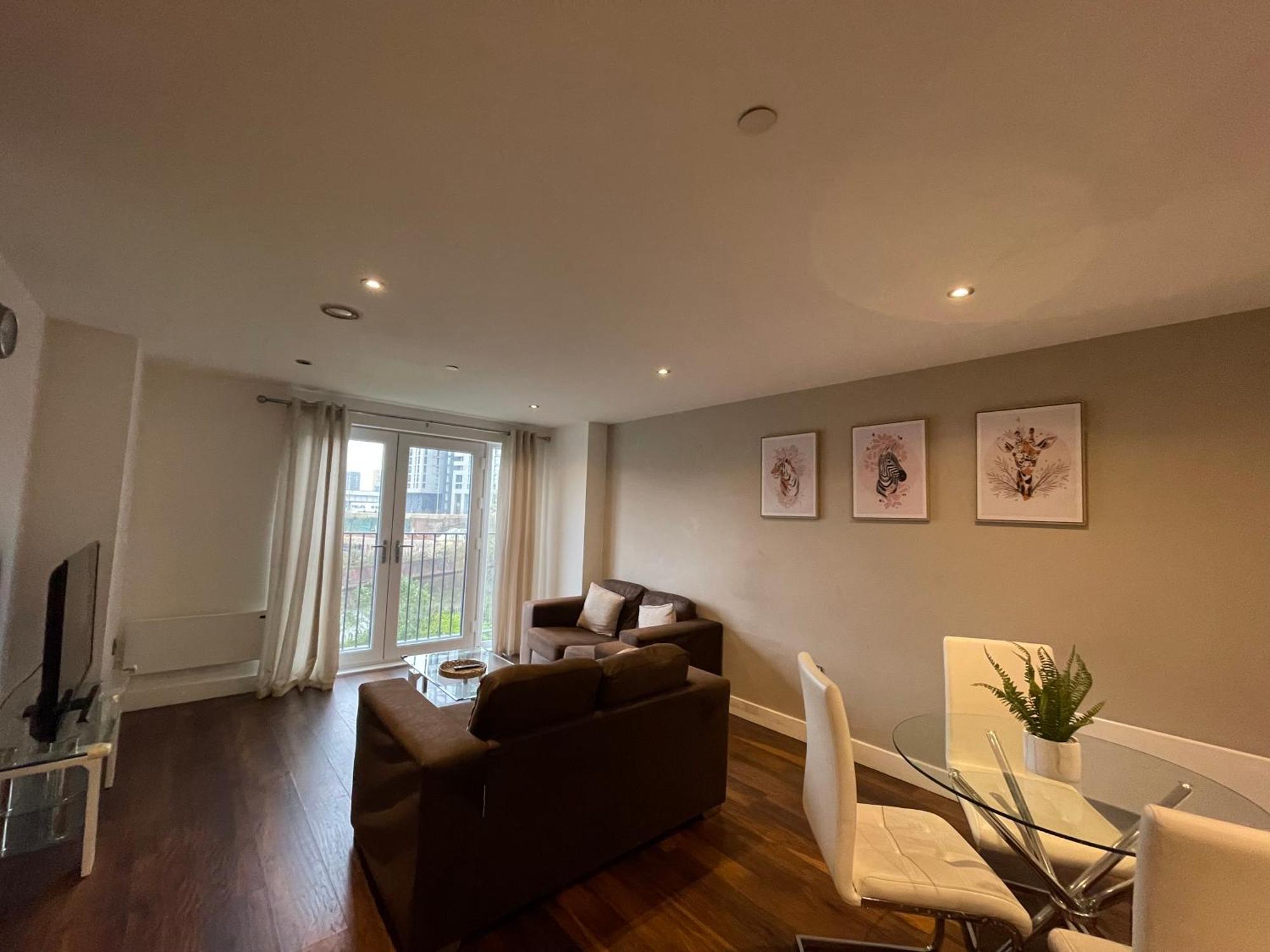 Apartment Salford Serviced