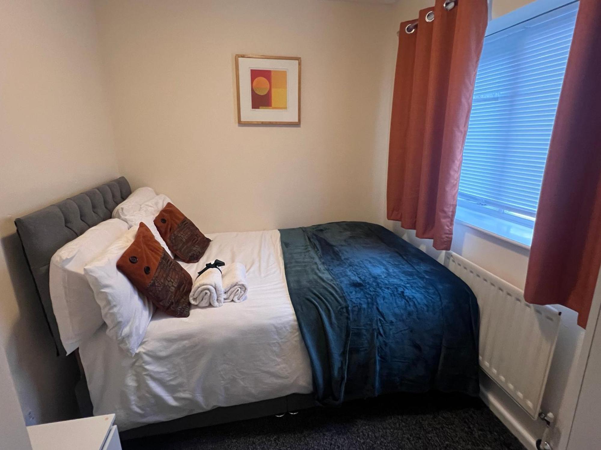 New Getaway - Free Gated Parking With Fob Apartment