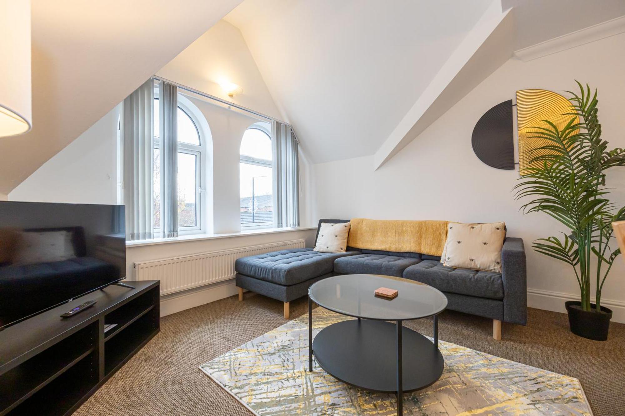 Apartment The Burton- Free Gated Parking
