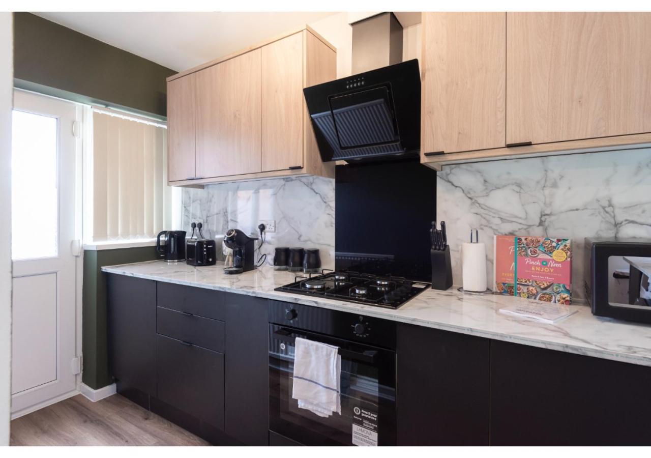 Appartement Cozy 3 Bd House, Perfect For Large Group Of 6 Manchester
