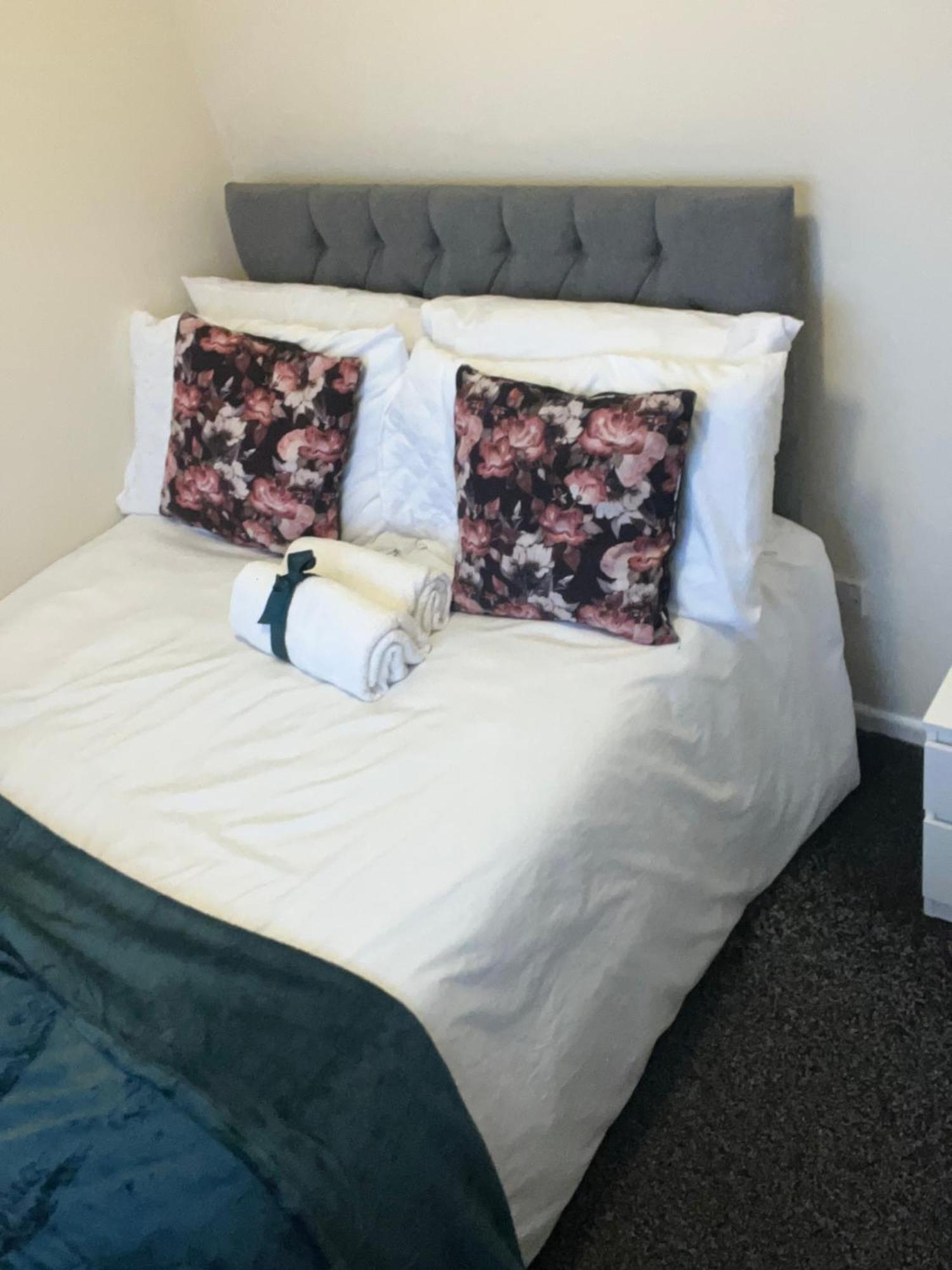 New Getaway - Free Gated Parking With Fob Manchester