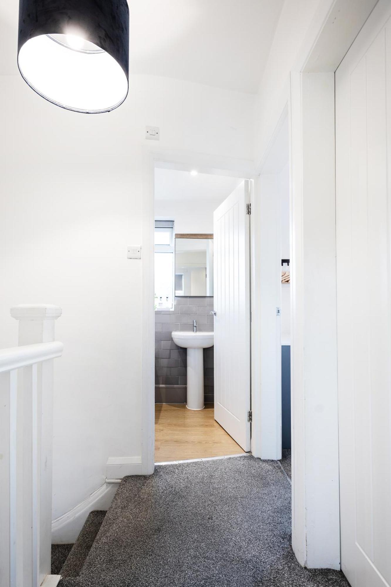 The Heart - Cosy 3 Bedroom House With Double Driveway And Garden In Manchester