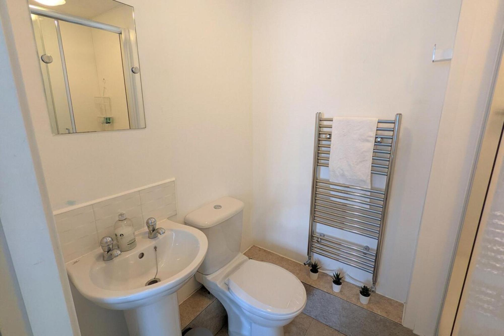 Beautiful & Homely 2bd Flat - Manchester! *