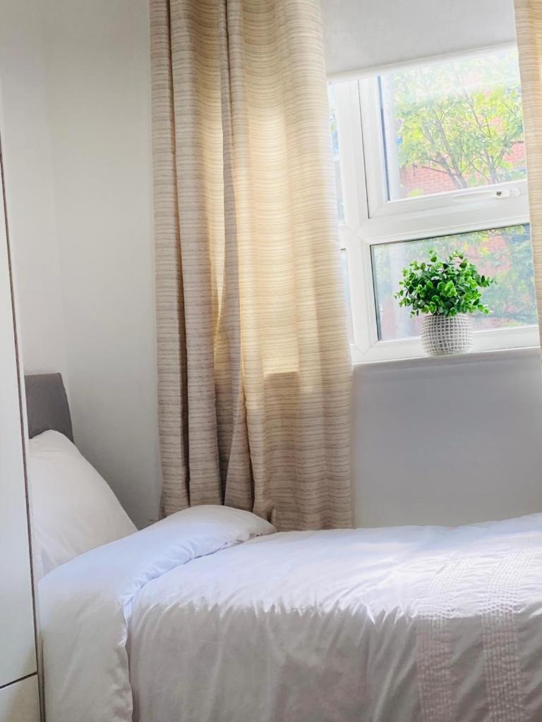 Modern, Stylish And Central * Manchester