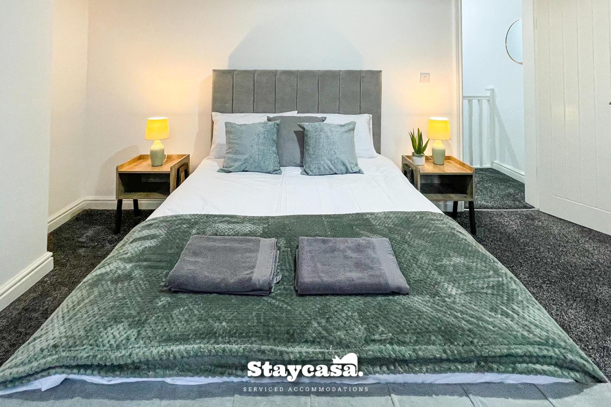 Princess Hideout 5Min To City With Street Parking Manchester