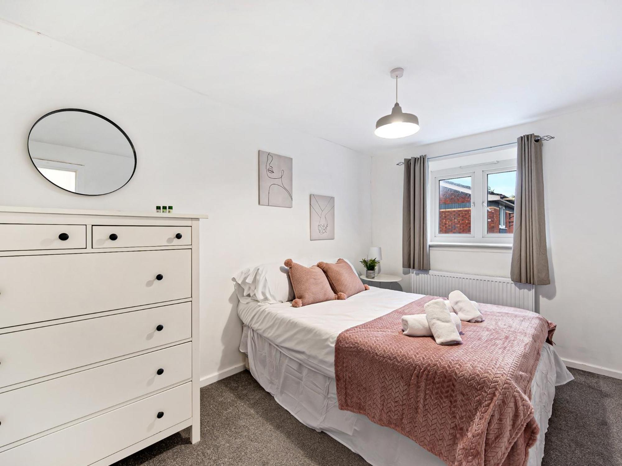 Holiday home Pass The Keys Salford Haven 3-bed With Garden, Moments From Centre & Media Manchester