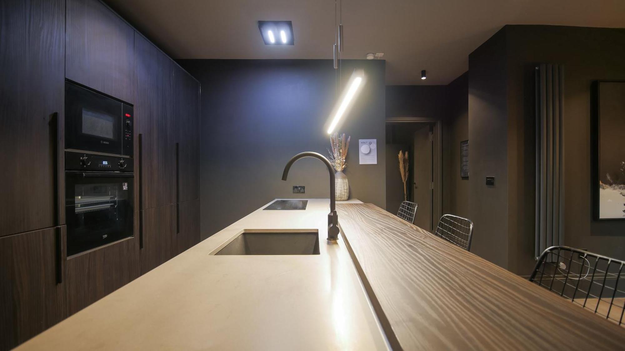 Appartement Midnight By The Heim Residences