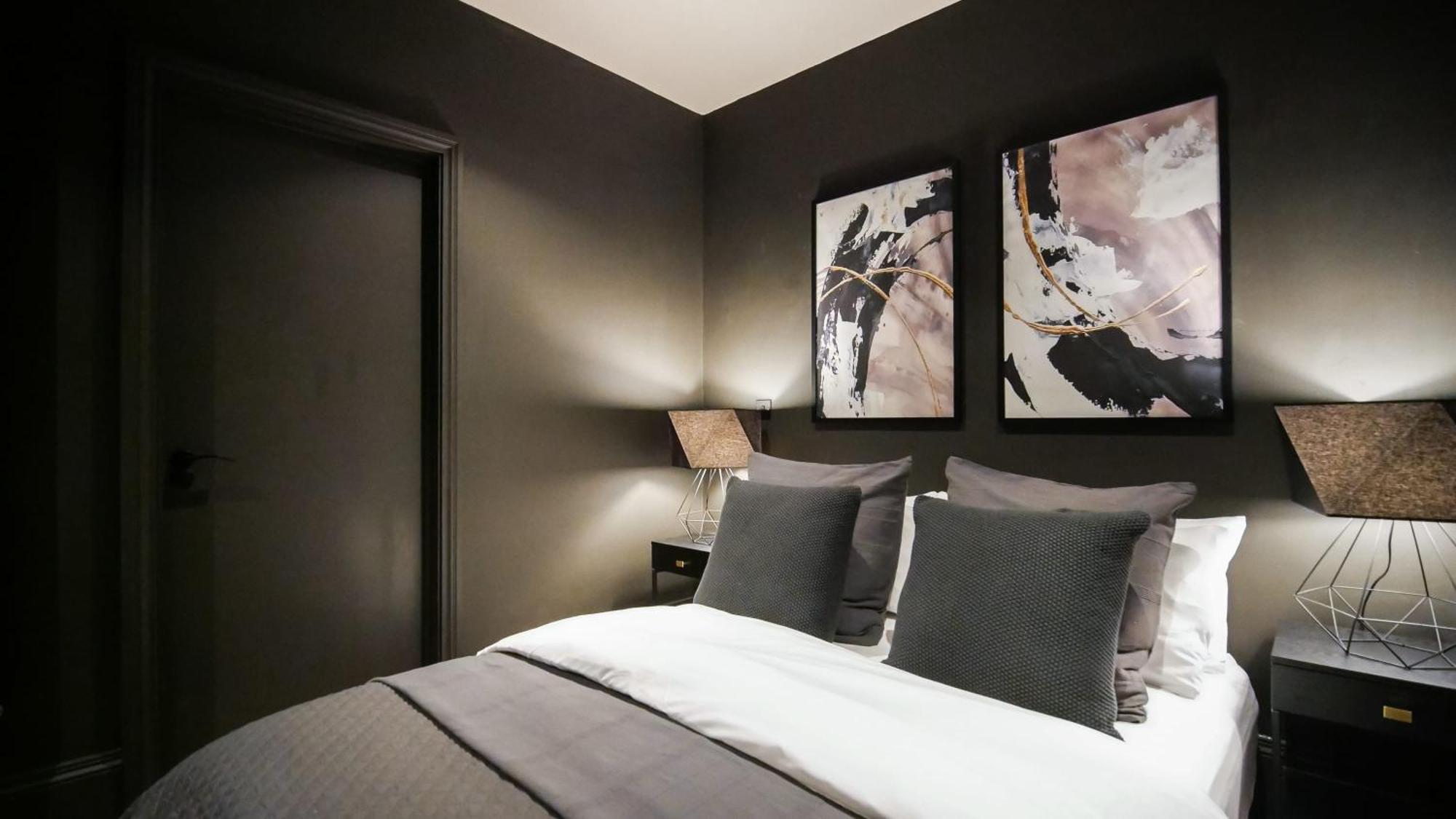 Midnight By The Heim Residences Appartement *