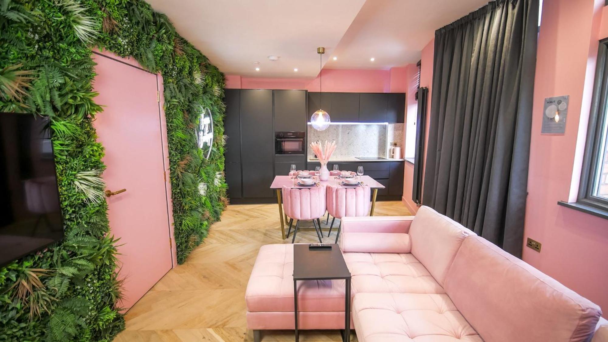 Boujee By The Heim Residences Apartment *