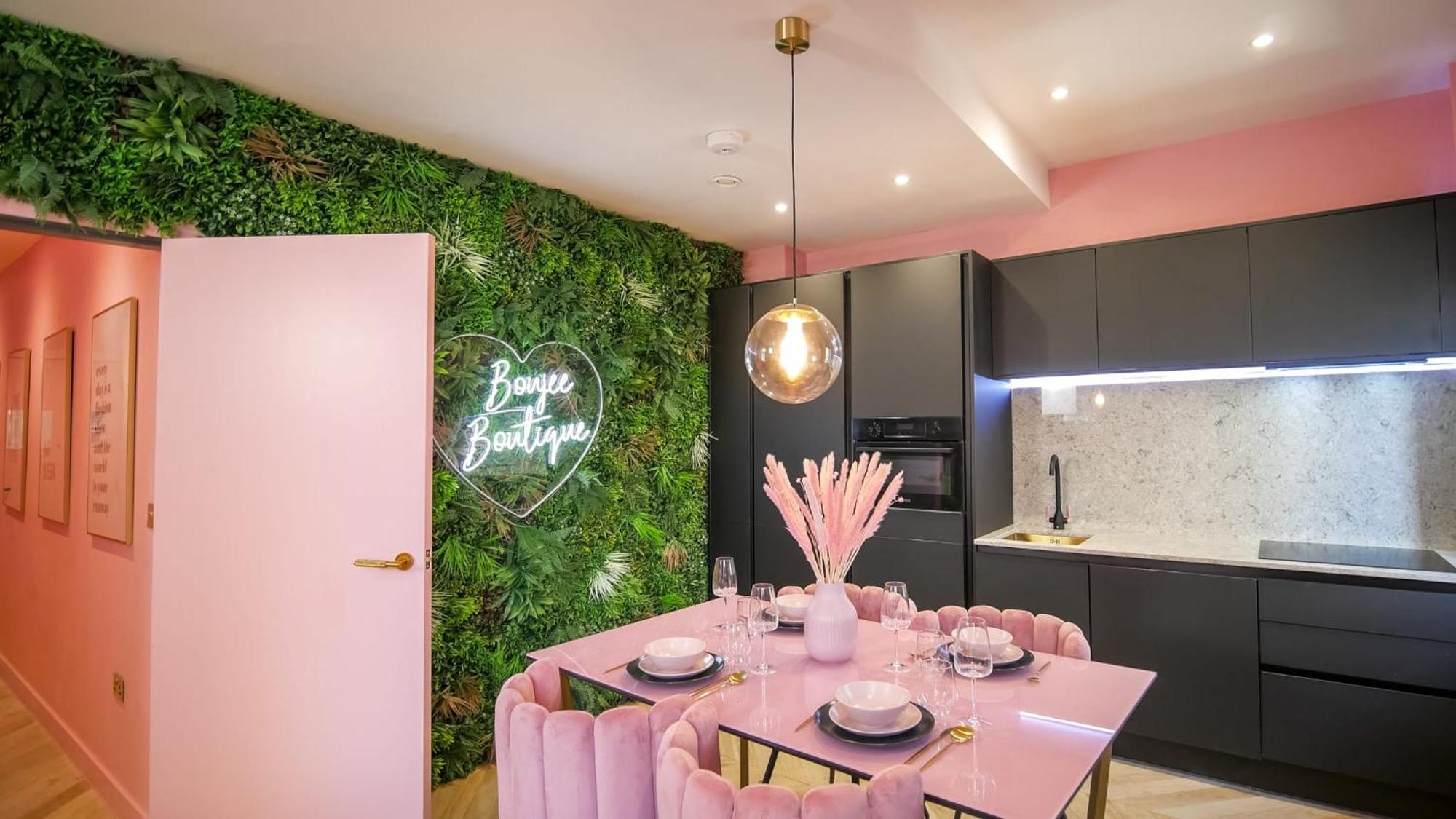 Boujee By The Heim Residences * Manchester