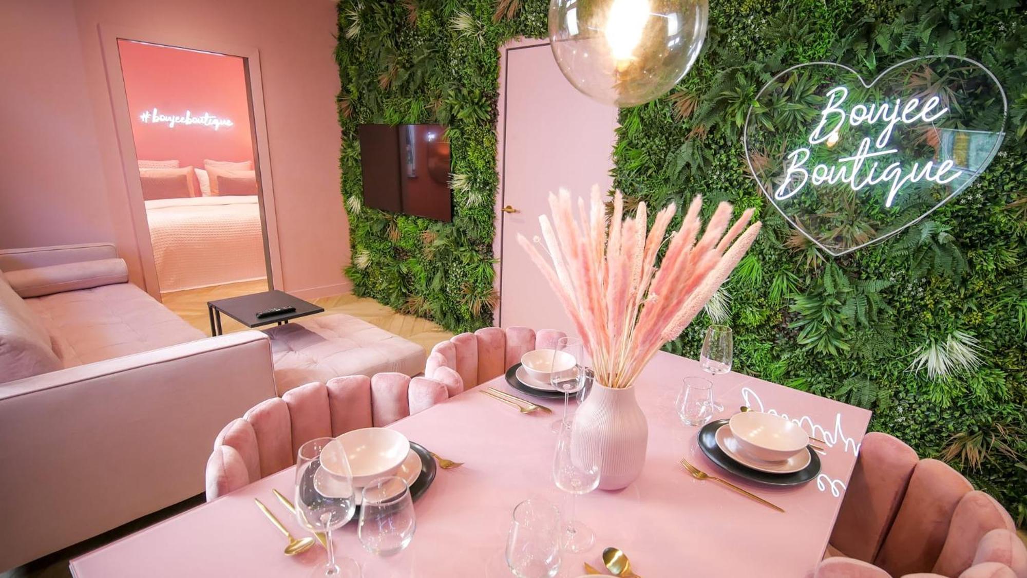 Boujee By The Heim Residences Apartment Manchester